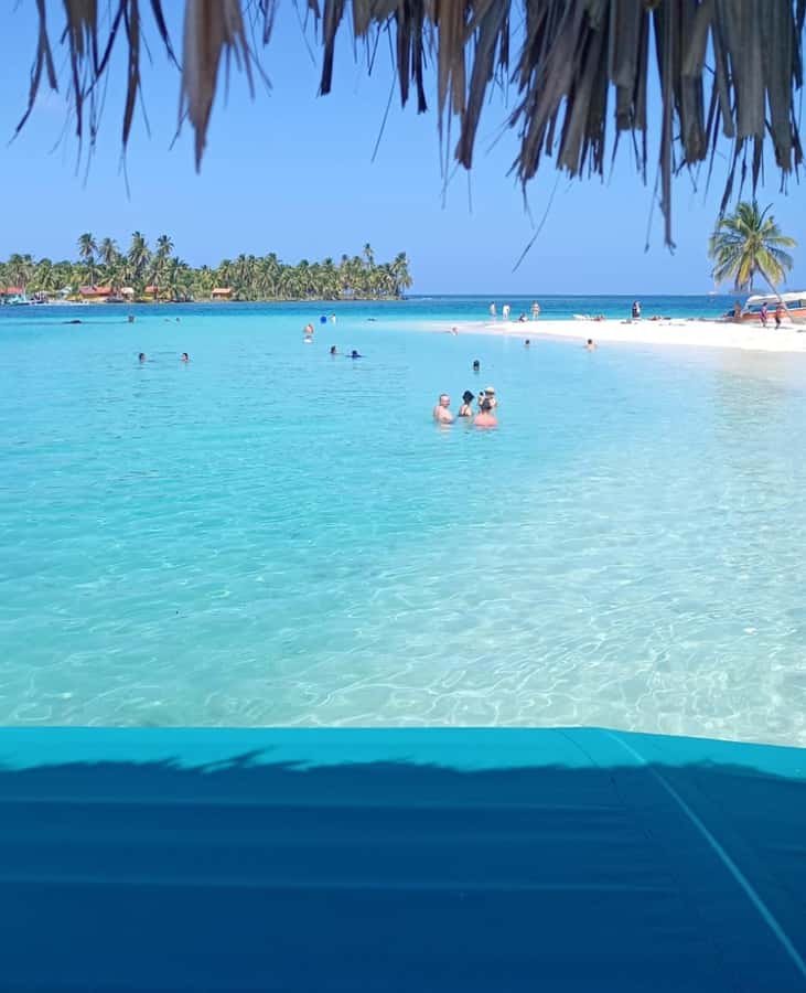 Explore The San Blas Islands In Panama - Day Trip w/ Lunch - Lunch on the Beach: Seafood or Chicken Plus a Drink
