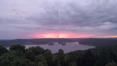 Flores: Yaxha Shared Sunset Tour with Transportation & Guide - The Visitor Center Moment: Tickets, Wristbands, and a Quick Setup