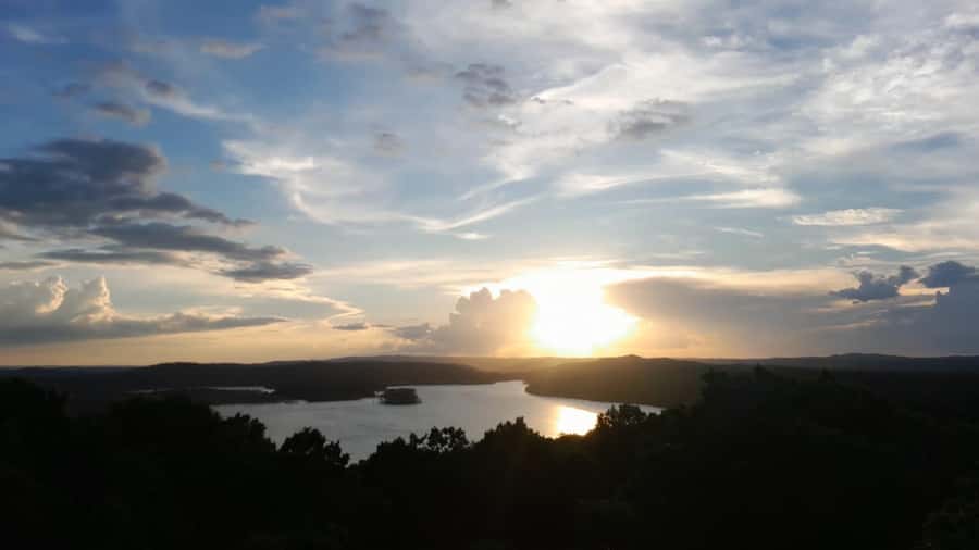 Flores: Yaxha Shared Sunset Tour with Transportation & Guide - Wildlife, Heat, and Trail Comfort in the Mayan Biosphere Reserve