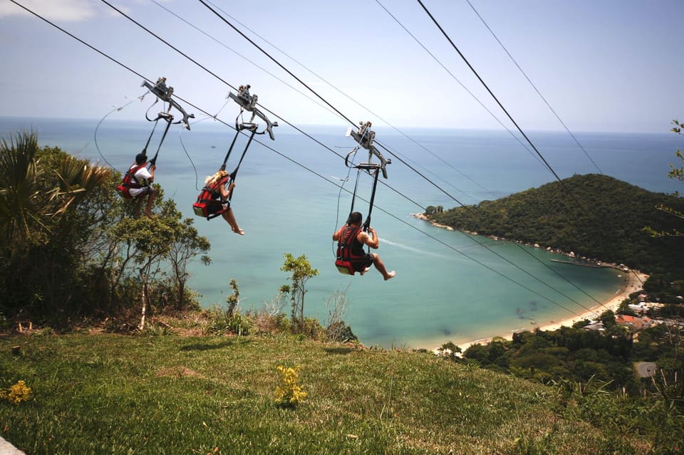 Florianópolis: Camboriu & Unipraias Park with Cable Car Ride - What the guide experience feels like: language, attention, and group pace