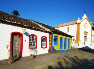 Florianópolis: Historical Center, Beach & Nature Tour - Morning in the historic center: Praça XV to the Public Market