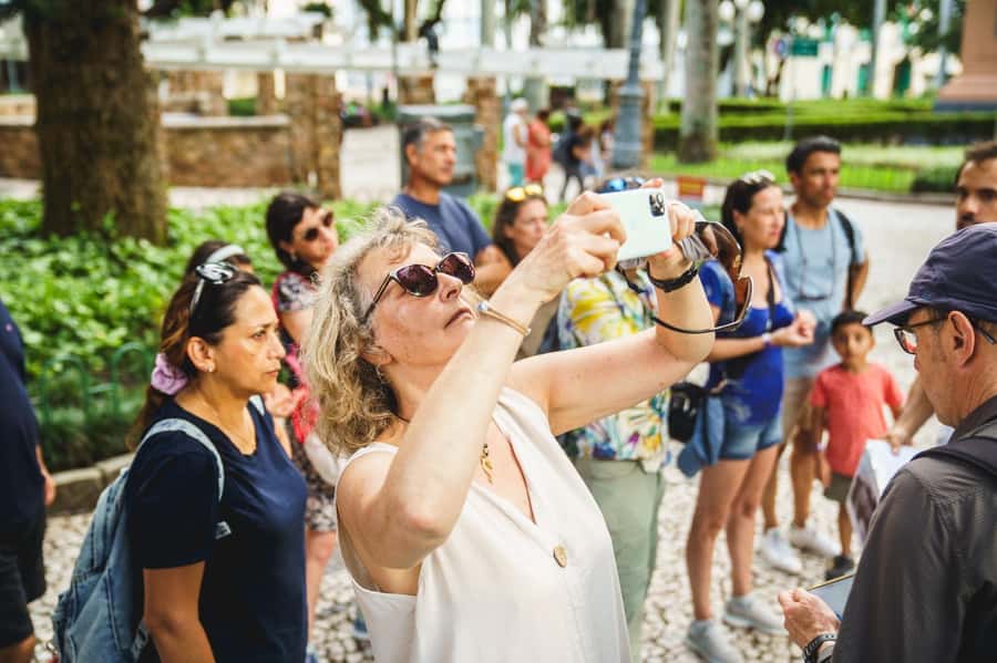 Florianopolis: Walking Tour - History, Art and Gastronomy - Bar do Noel: snack energy and the optional beer moment