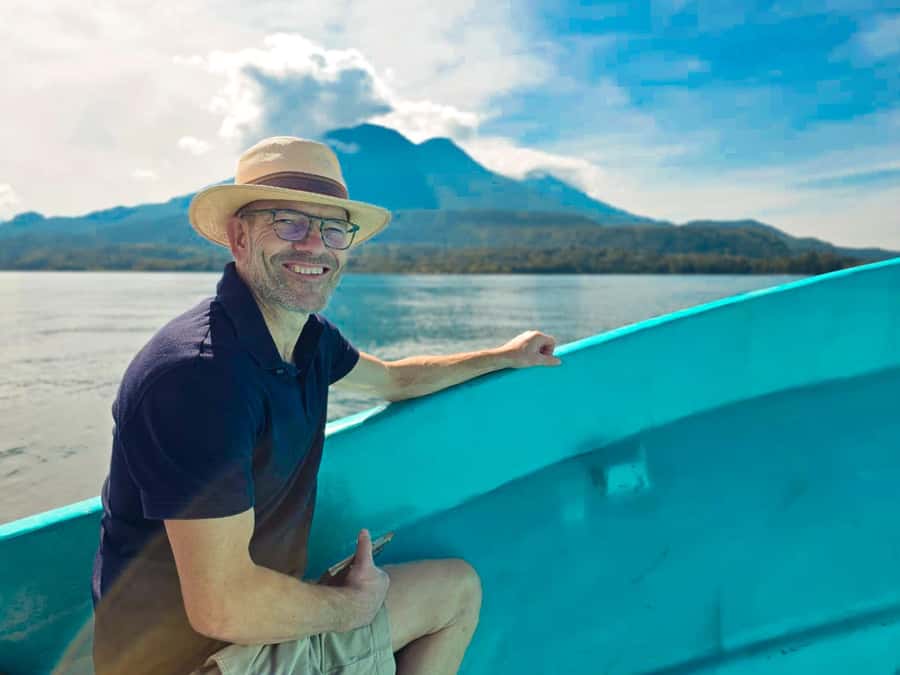 FROM ANTIGUA, ROUND TRIP: EXPLORING THE VILLAGES OF LAKE ATITLÁN. - Panajachel Breaks: Getting oriented and finding your rhythm
