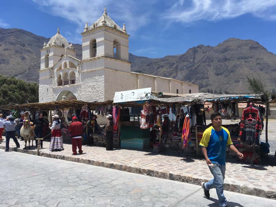 From Arequipa: Full Day Tour of Colca Canyon with Meals - The 3 a.m. pickup that makes Cruz del Cóndor work