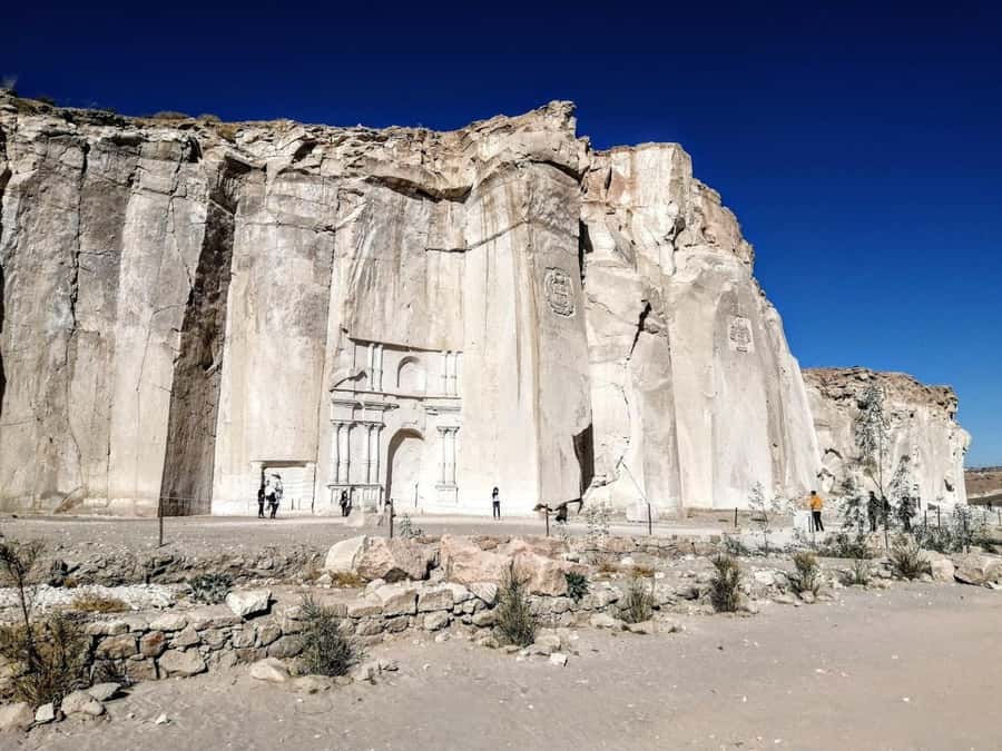 From Arequipa: Sillar Route Trek - First viewpoints: volcanoes and the Chilina Valley