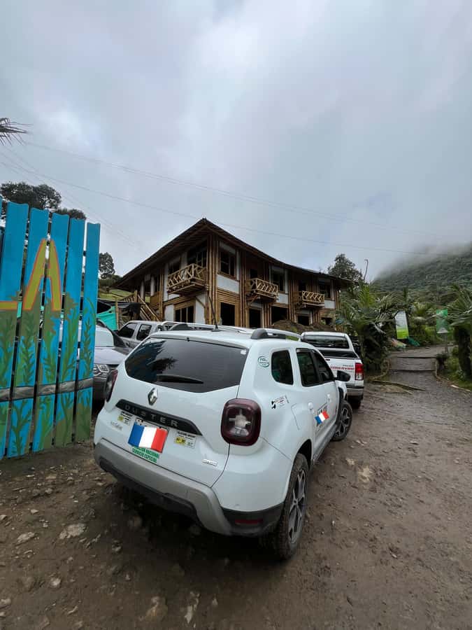 FROM BOGOTA: Tour to La Chorrera, Colombia's highest waterfall. - Photo Stop Plus Free Time: How to Use Your 1 Hour Wisely