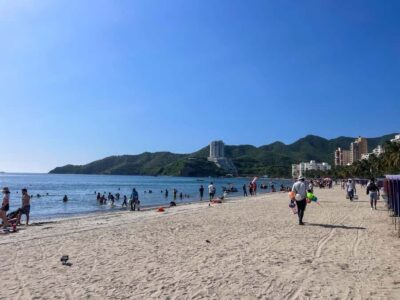 From Cartagena: Barranquilla & Santa Marta Guided City Tour - Breakfast-before-sunrise: the timing and bus reality