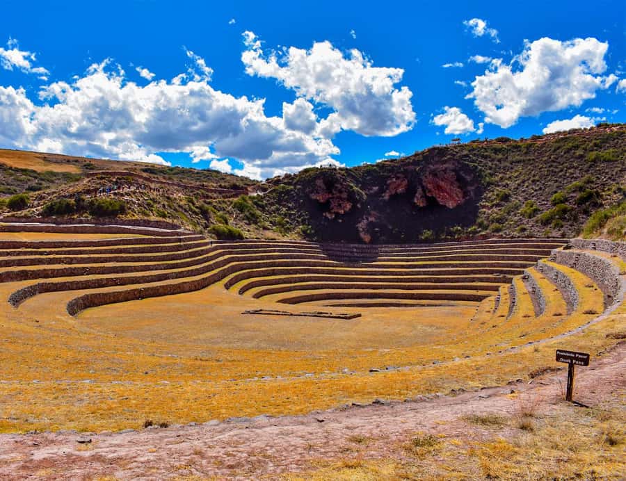 From Cusco: Moray, Maras Salt Mines & Chinchero Weavers Tour - Moray Terraces at 11,318 Feet: The Inca Farming Lab