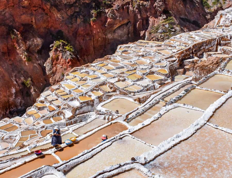 From Cusco: Moray, Maras Salt Mines & Chinchero Weavers Tour - Pacing, Comfort, and What to Bring (Sun Hat, Sunscreen, Cash)