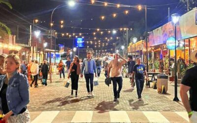 From Foz do Iguaçu: Puerto Iguazu Night Tour - Duty Free Shop Puerto Iguazú: worth it, if you go in with a plan