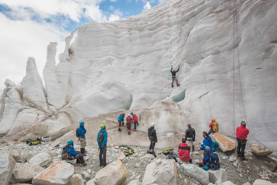 From La Paz: Huayna Potosí Mountain 3-Day Ice-Climbing Trip - The Big Picture: Why Huayna Potosí Works as a First 6000m Attempt