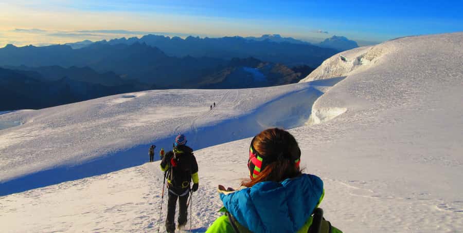 From La Paz: Huayna Potosí Mountain 3-Day Ice-Climbing Trip - Safety and Real Confidence: What the Guide Quality Changes