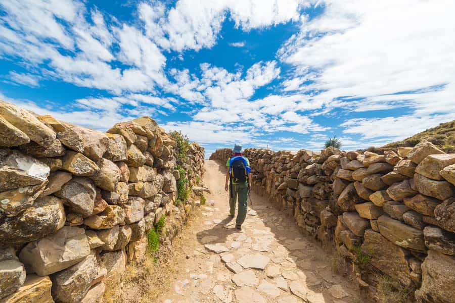 From La Paz: Titicaca, Copacabana, and Isla del Sol Day-Trip - Copacabana at Midday: Lunch, Church, Square, and Crafts Market