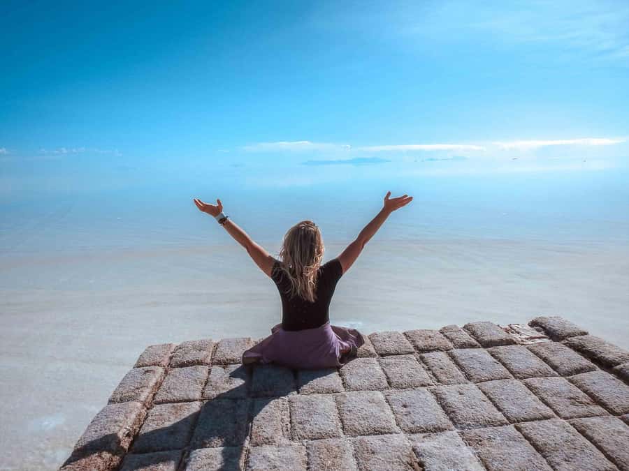 From La Paz: Uyuni Salt Flat Tour & Overnight Roundtrip Bus - Incahuasi Island: plan for giant cacti, but respect the seasonal rule