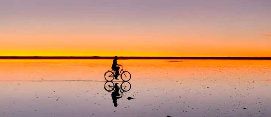 From La Paz: Uyuni Salt Flats 2-Day Tour with Bus Transfers - Price and Value at $195: What You’re Really Getting