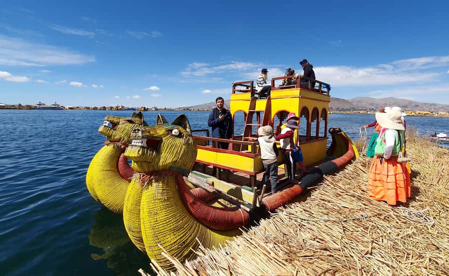 From Puno: 3-Hour Uros Floating Islands Tour - Optional totora reed boat ride: when that extra S/20 makes sense