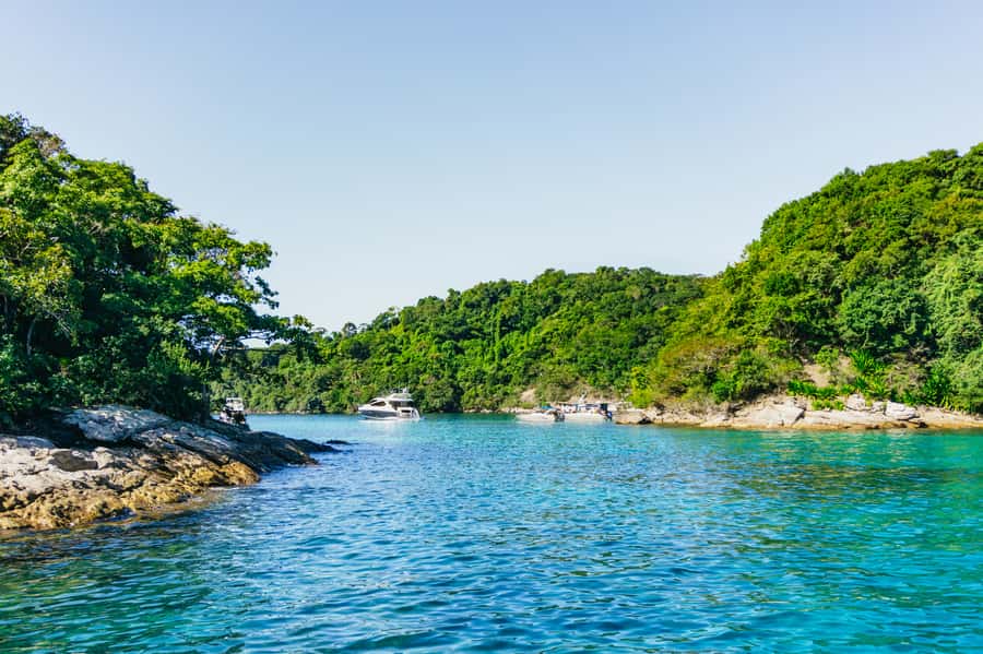 From Rio de Janeiro: Angra dos Reis Boat Trip with Lunch - Beach stops in Angra dos Reis: Blue Lagoon, Cataguases, and more