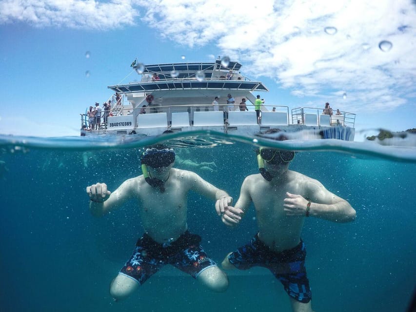 From Rio: Full Day in Búzios with Catamaran Tour and Lunch - Who this Búzios day trip is best for