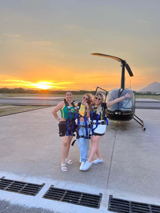 Helicopter flight no doors in Rio de Janeiro - Should you book this doors-off flight with 4Fly RJ?