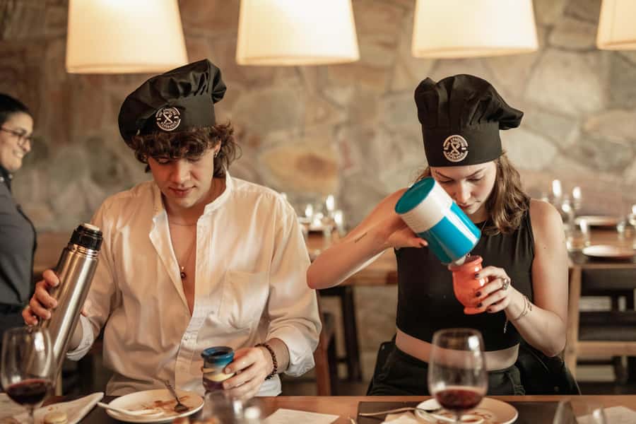 Iguazu Falls: The Argentine Experience Interactive Dinner - Should you book the Iguazú Falls Argentine interactive dinner?