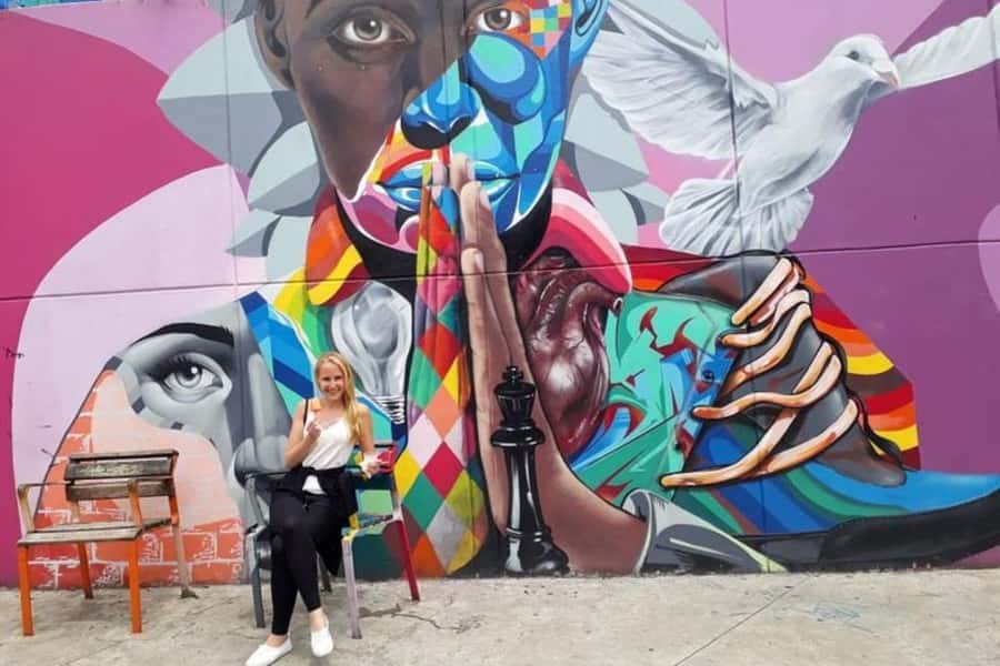 Medellín: Comuna 13, Cable Cars and Botero Statues Tour - Safety and Comfort in One 4-Hour Block