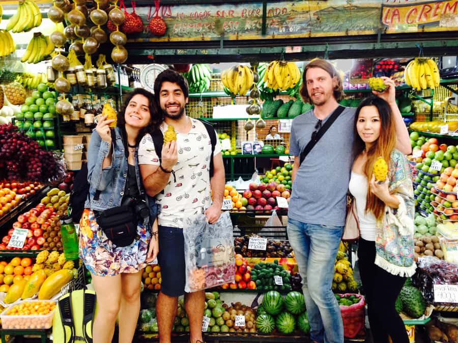 Medellín: Guided Exotic Fruits Tour - Exotic fruit tastings: variety is the whole point