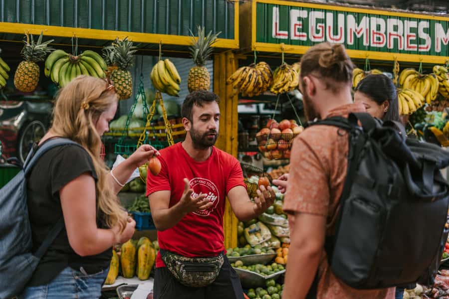 Medellín: Guided Exotic Fruits Tour - Talking with vendors: how market culture comes through