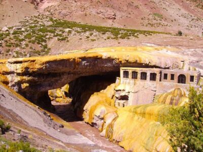 Mendoza: Aconcagua, Uspallata & Puente del Inca Day Trip - Following the Mendoza River: Potrerillos Dam and Cordón de Plata Views