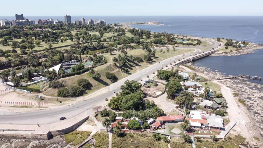 Montevideo: Sightseeing Hop-On Hop-Off Bus Tour - Price and Value: $25 Buys You Real City Coverage