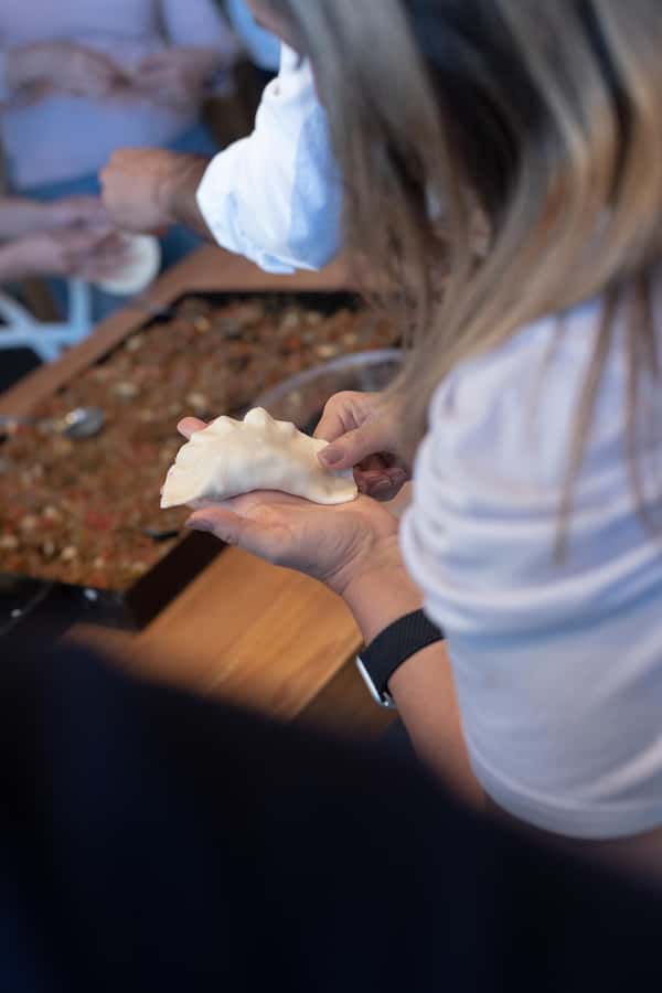 Premium Empanadas Cooking Class & Wine Tasting Experience - Palermo Meeting Point and the First 5 Minutes Matter